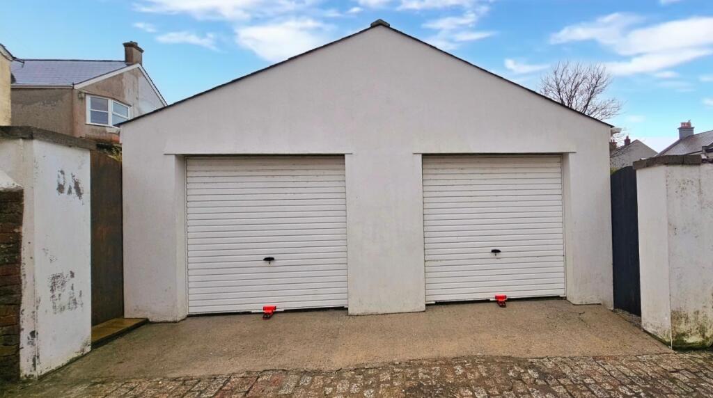 Single garage