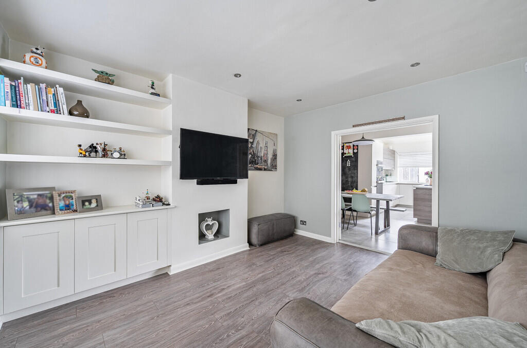 1342802-16-68a741...