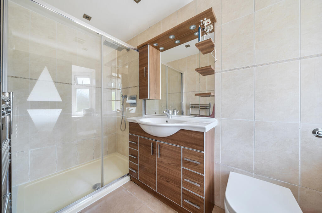 1309259-5-6848658...