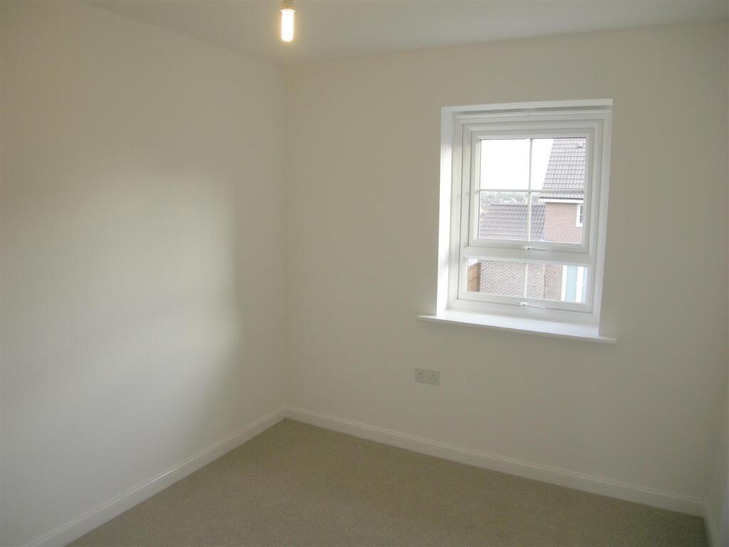 16 Trent Bridge Road 9.JPG