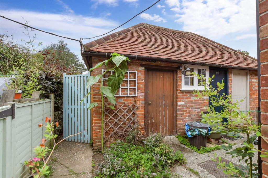 Workshop/Outbuildings