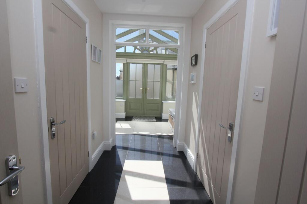 Entrance Conservatory