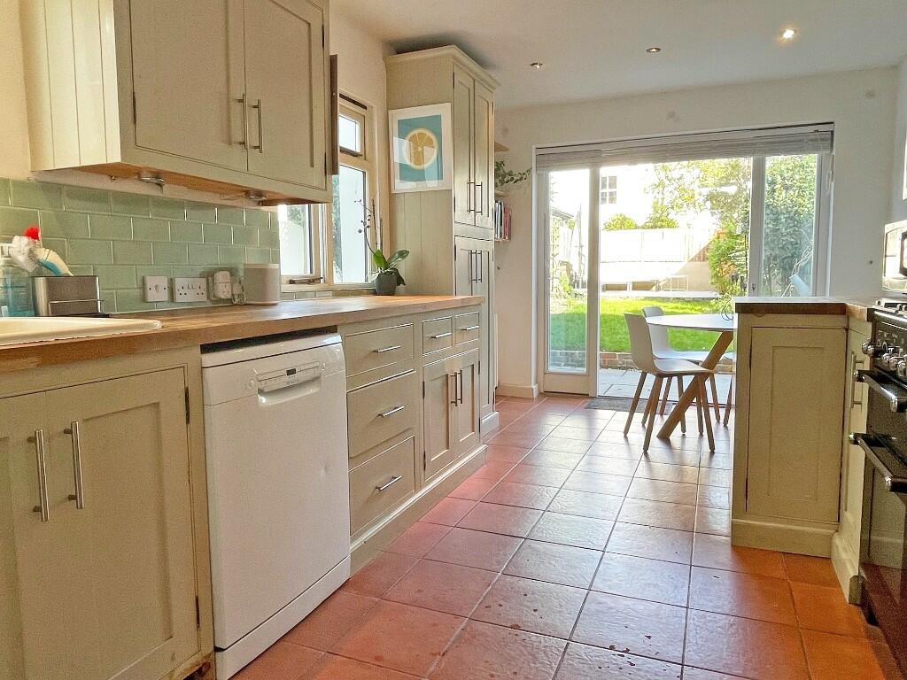 Kit/Breakfast Room