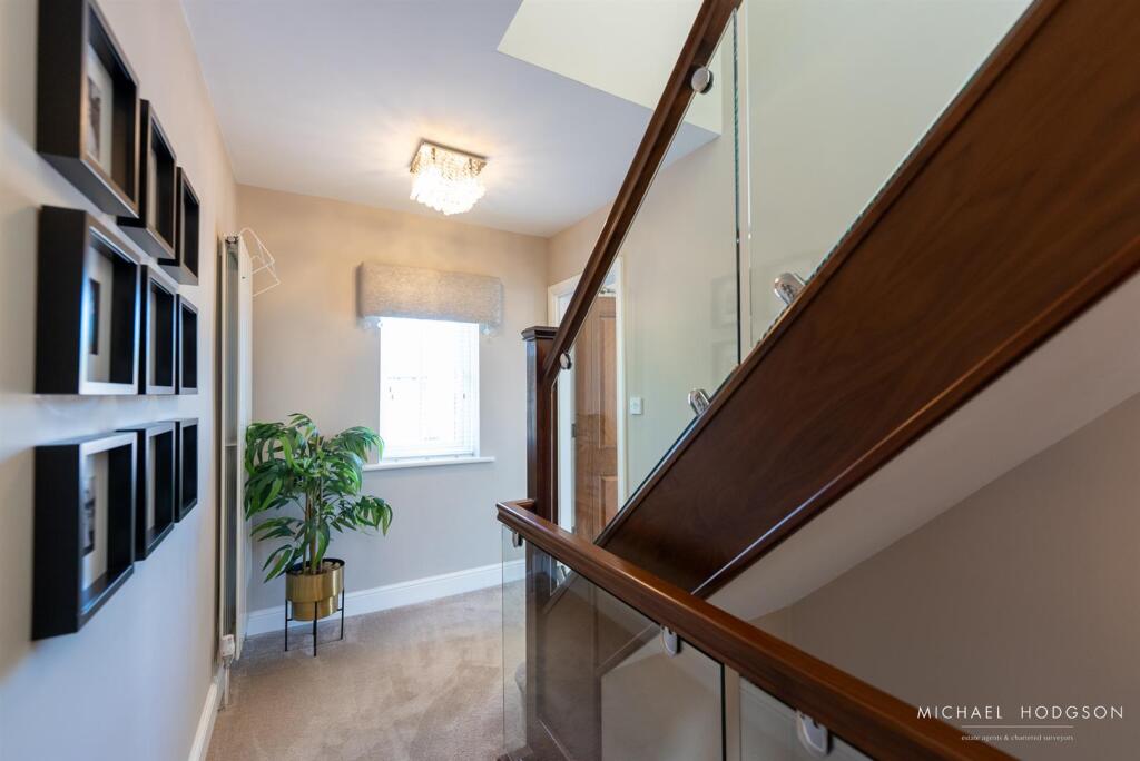 Dykelands Road-32.jpg