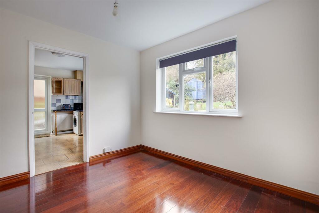 93 Gayhurst Road, HP13 7XJ (LOW RES)-8.jpg