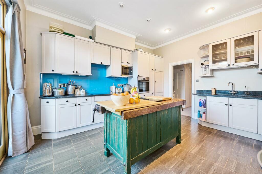 James_Anderson_-_Vernon_Road_London__SW14_8NH_14.j