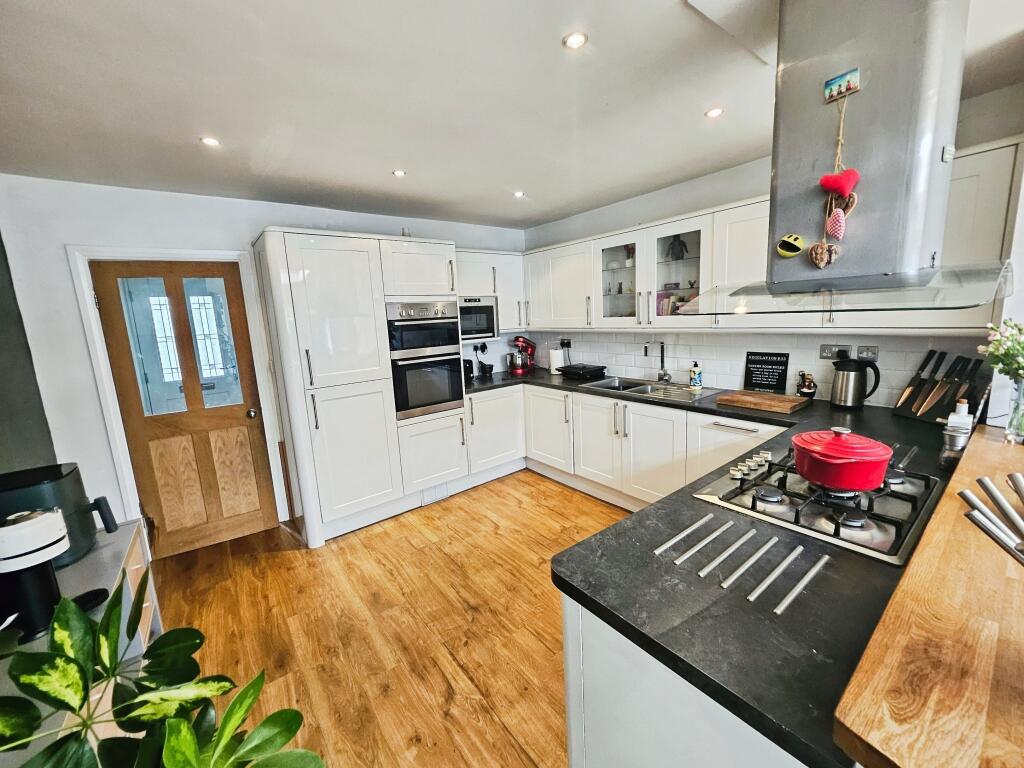 Kitchen/Diner/Family Room