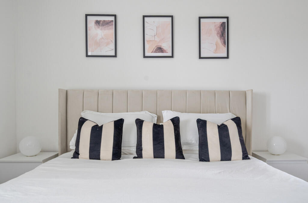 1340622-9-689e5d3...