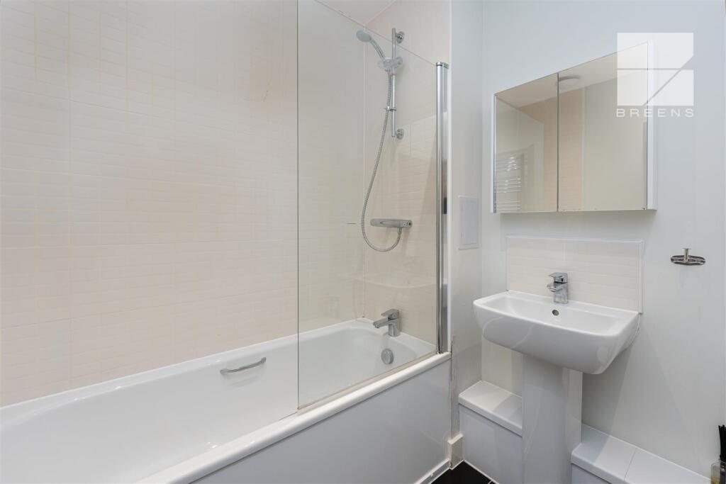 Flat 51 Furrow House_0019.jpg