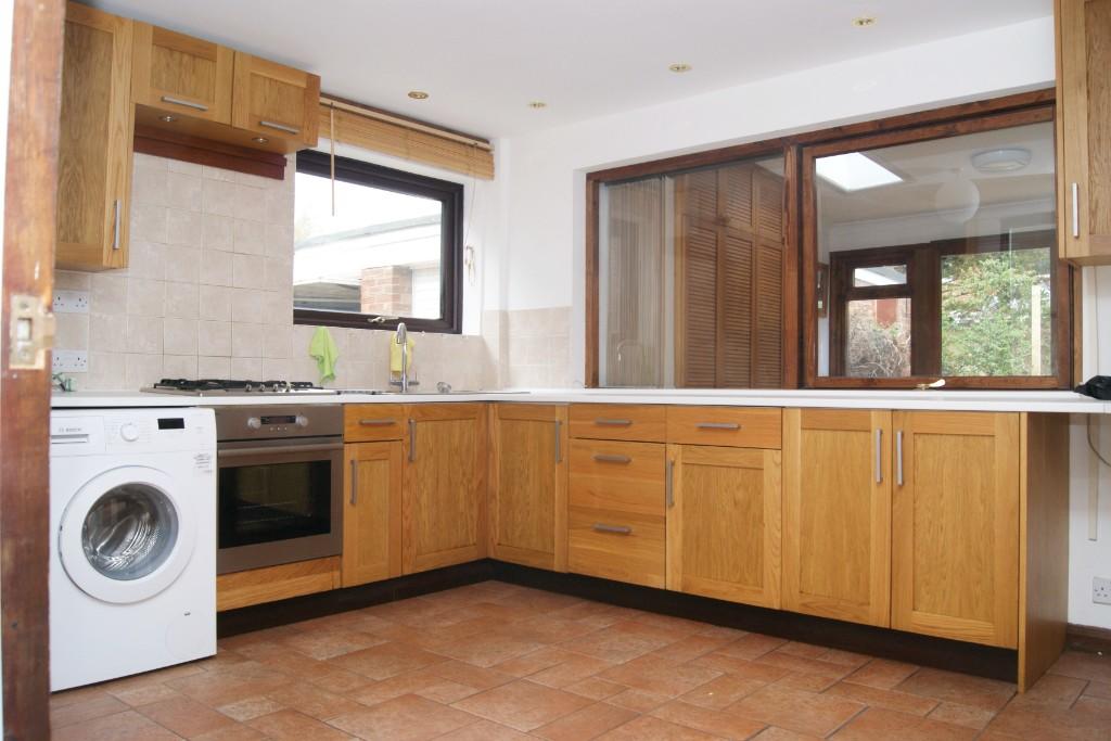 Kitchen/Breakfast Ro