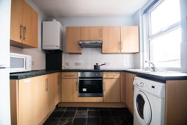 12-Walton-Road-Kitchen (1).jpg