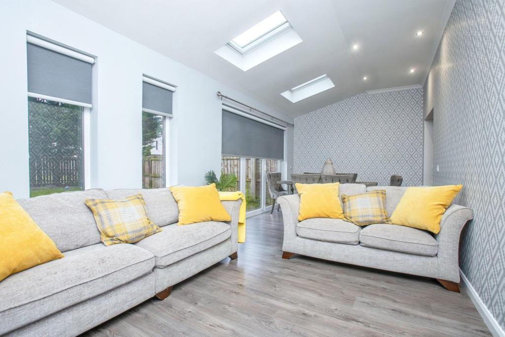 Dining / Family Room