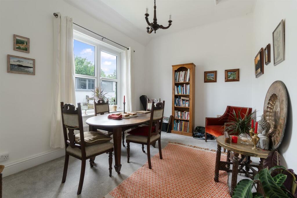 Fairacre.41.Annexe Bedroom /Dining Room