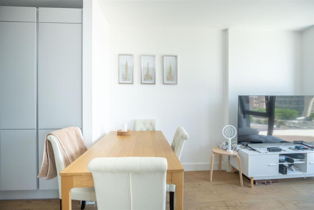 Dining area .jpg