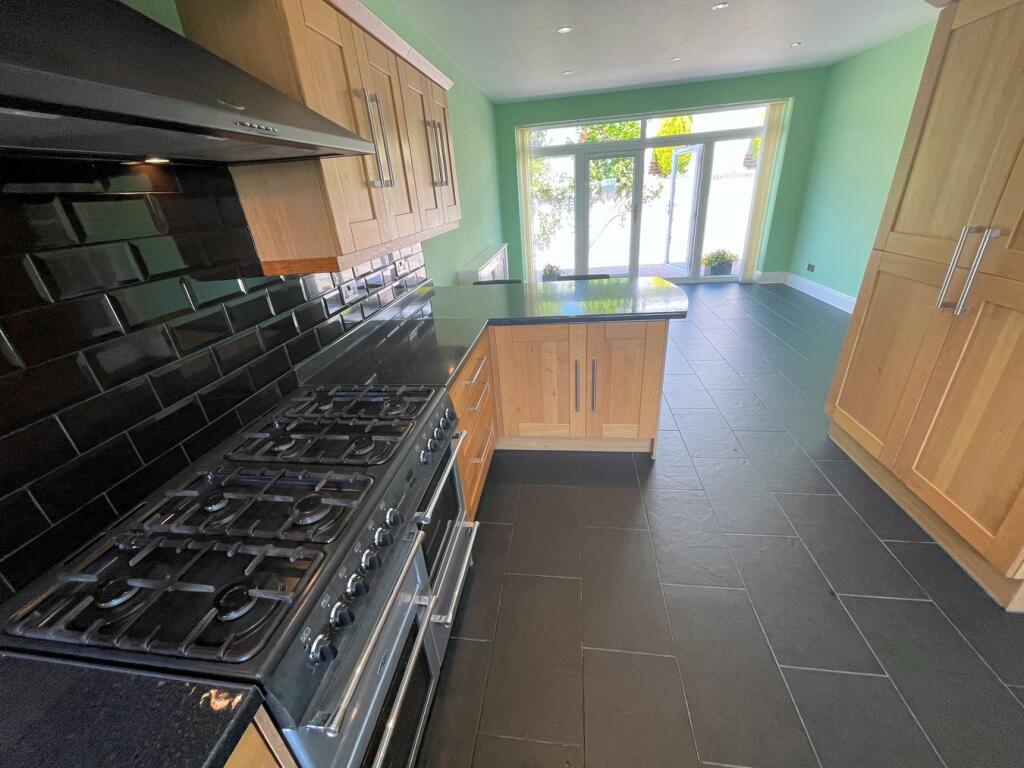 Fitted Kitchen