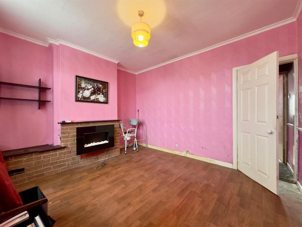 WhatsApp Image 2025-02-21 at 12.23.56 (6).jpeg