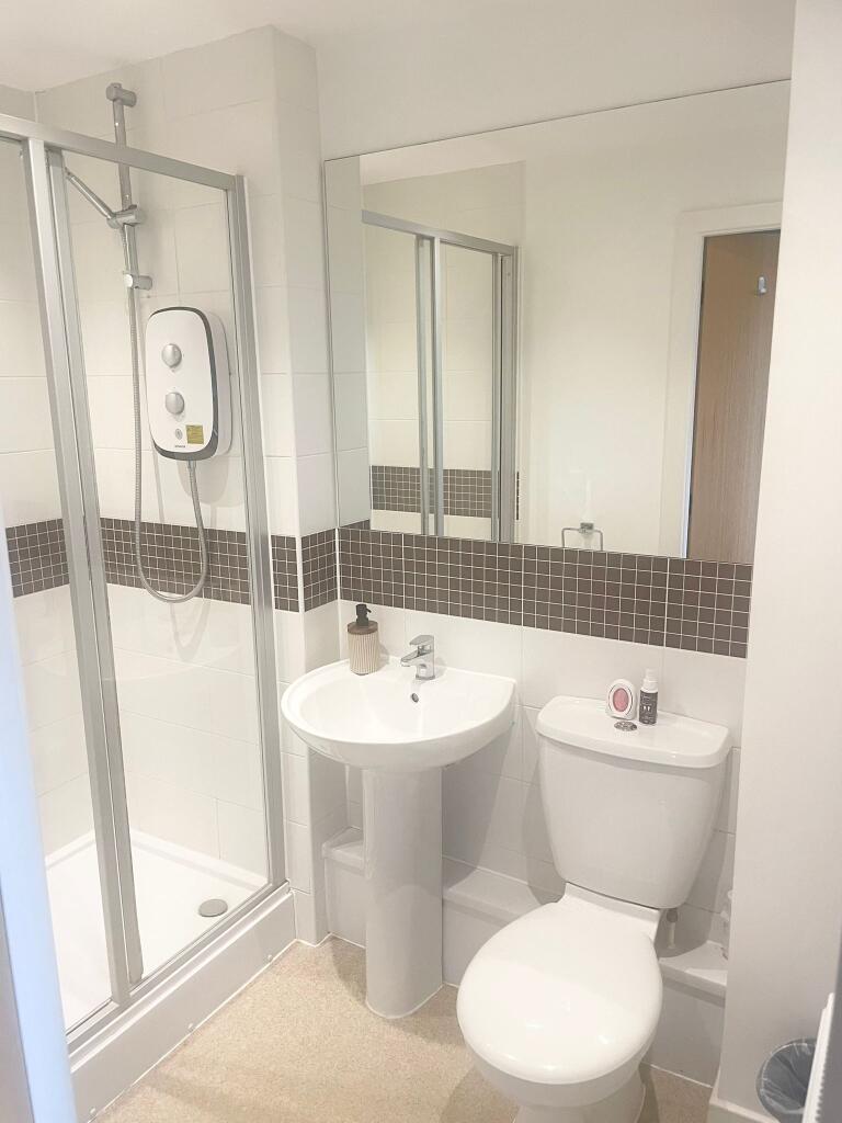En-suite Bathroom