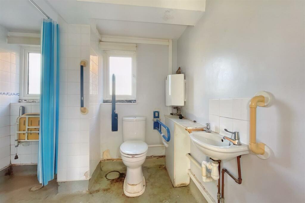 Hollis Morgan Auctions