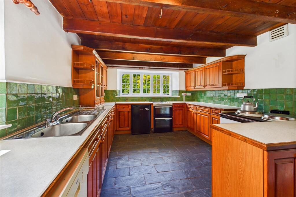 Manuels Farmhouse Kitchen