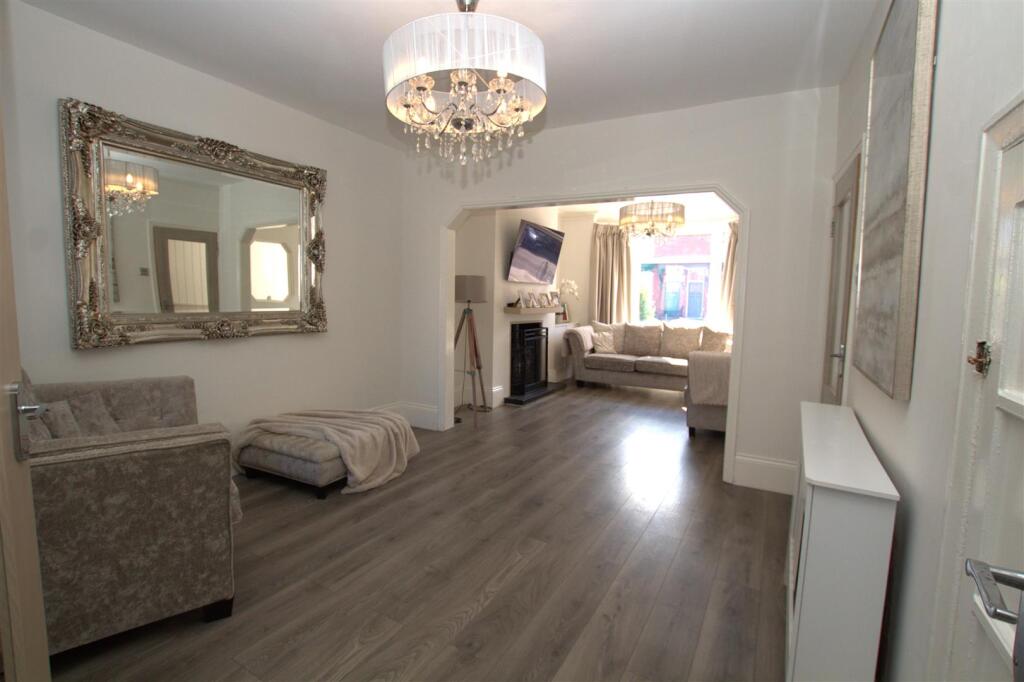 dining to lounge.jpg