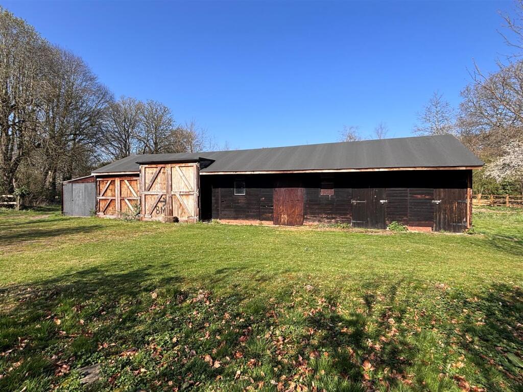 barn.jpg