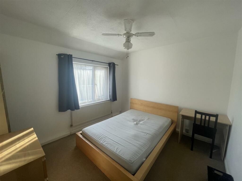 Bedroom.jpg