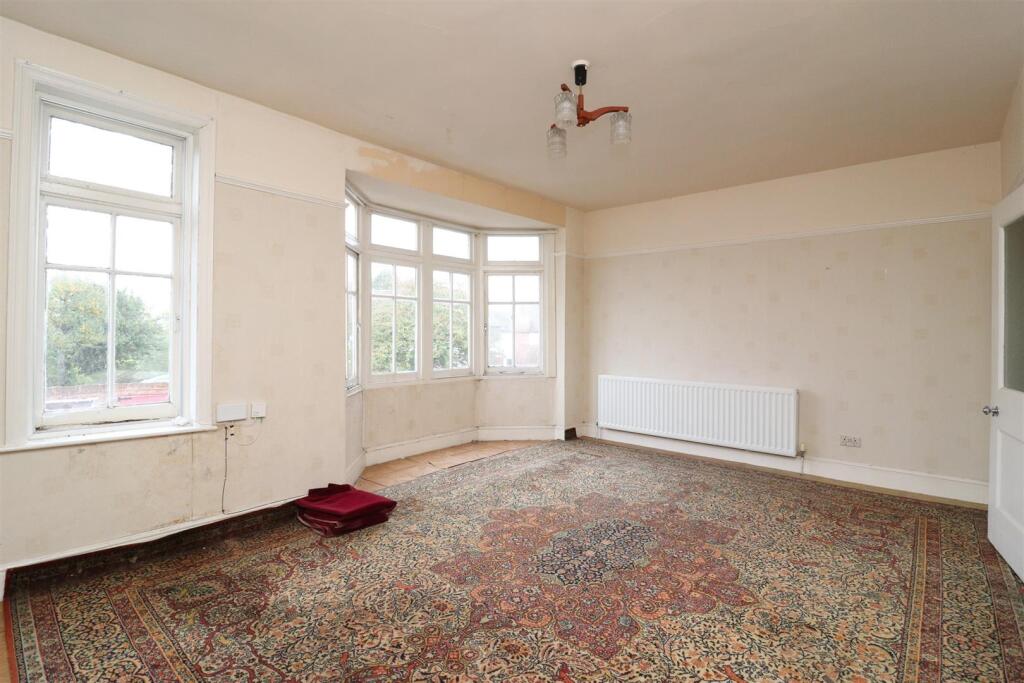 bedroom 1,2.JPG