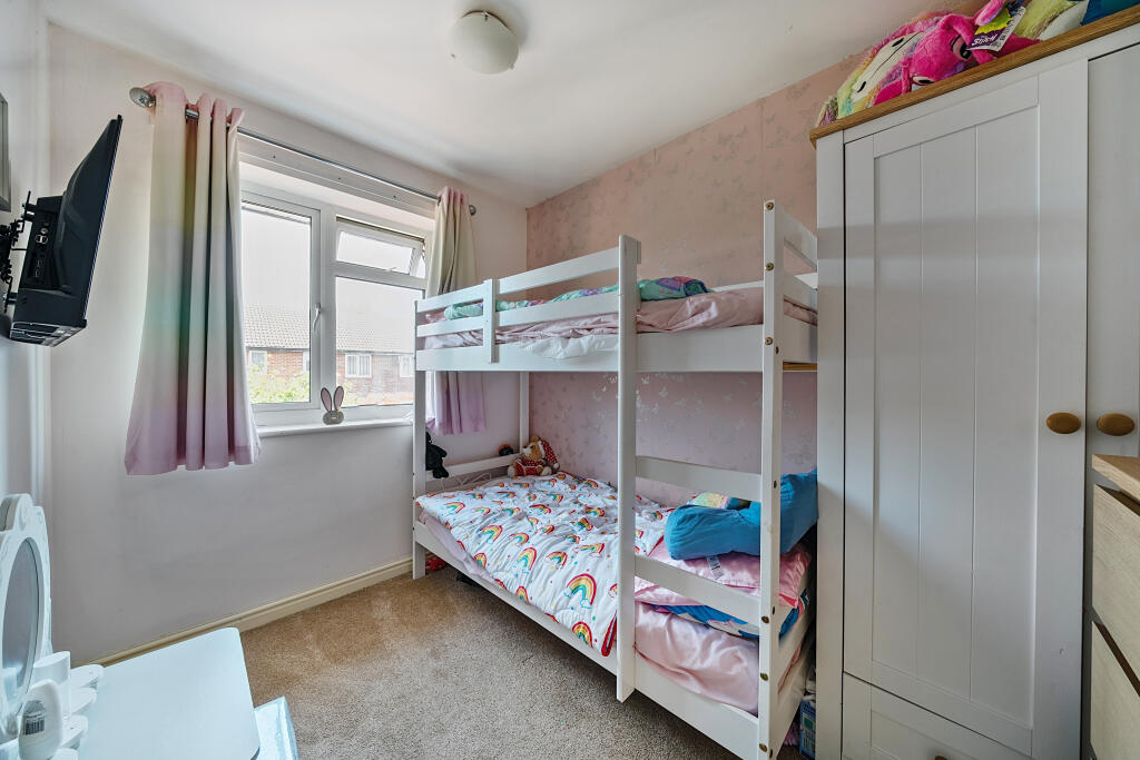 1968231e668e6241290825arw19