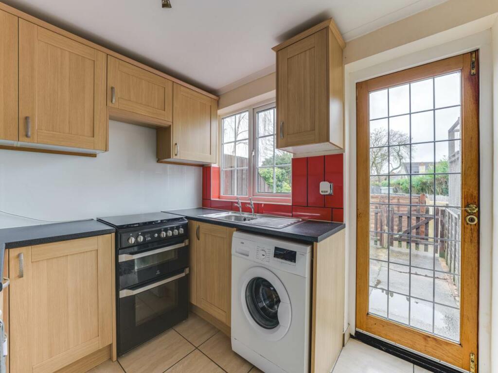 Kitchen 1