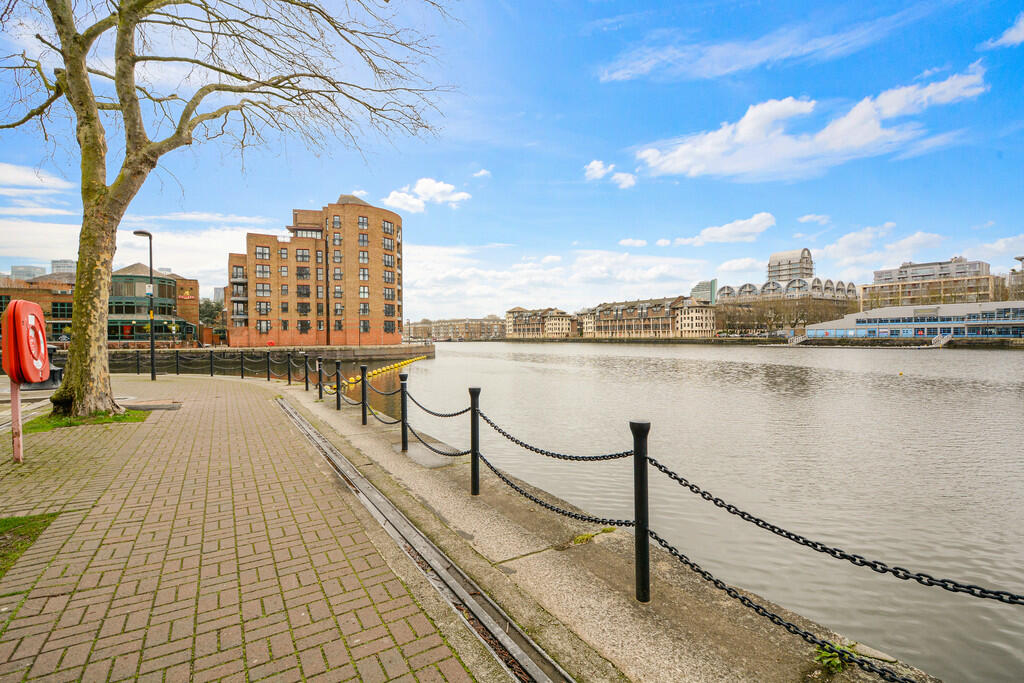 20 Brunswick Quay...