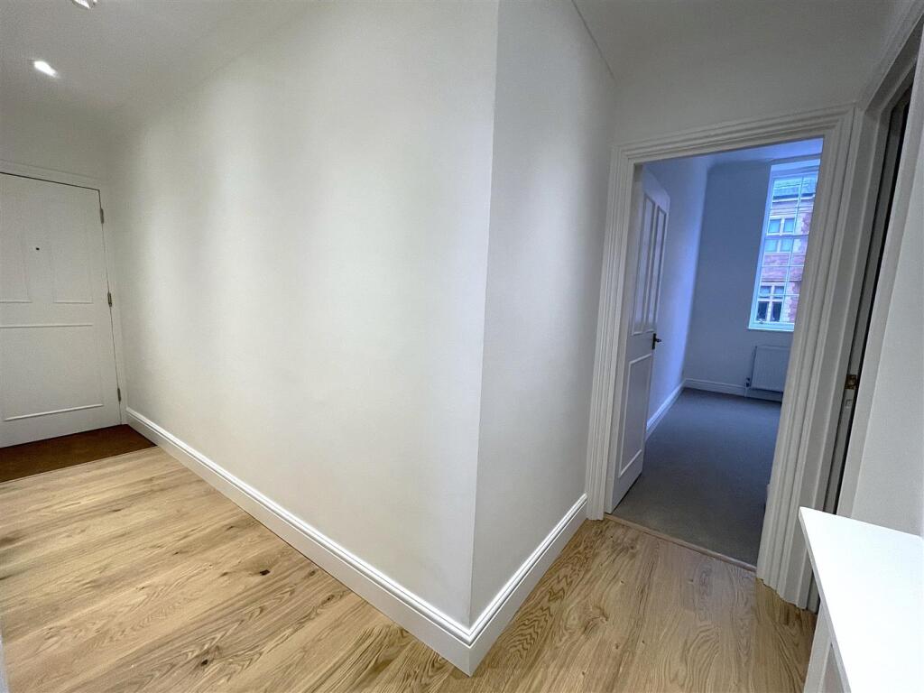 Entrance Hall.jpg