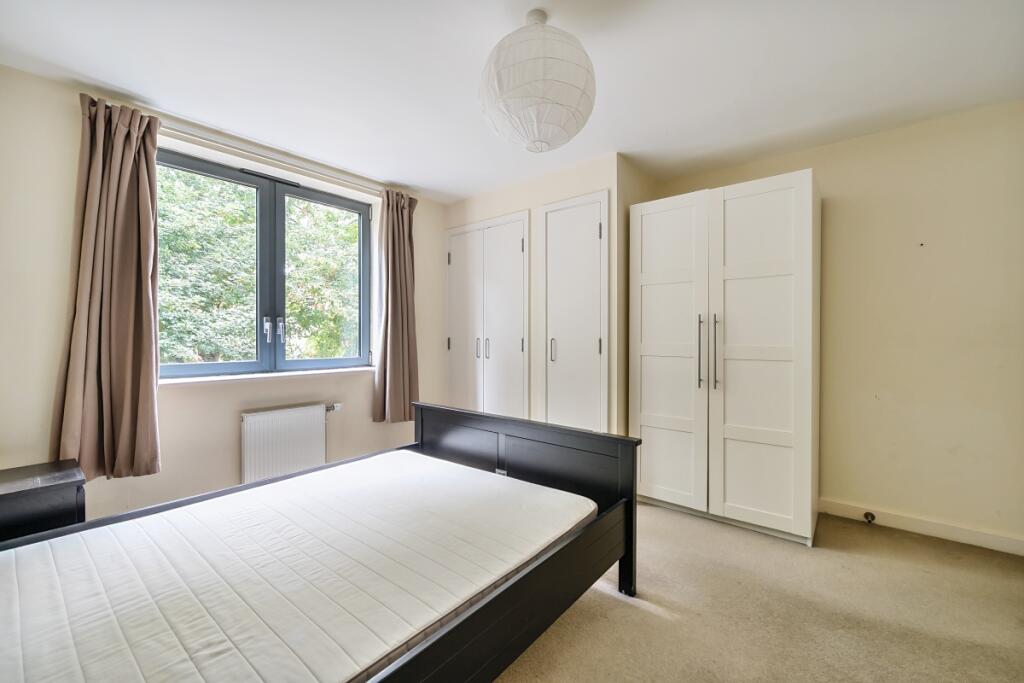 1333111-8-688b6d3...