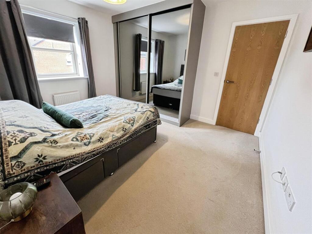 Main Bedroom