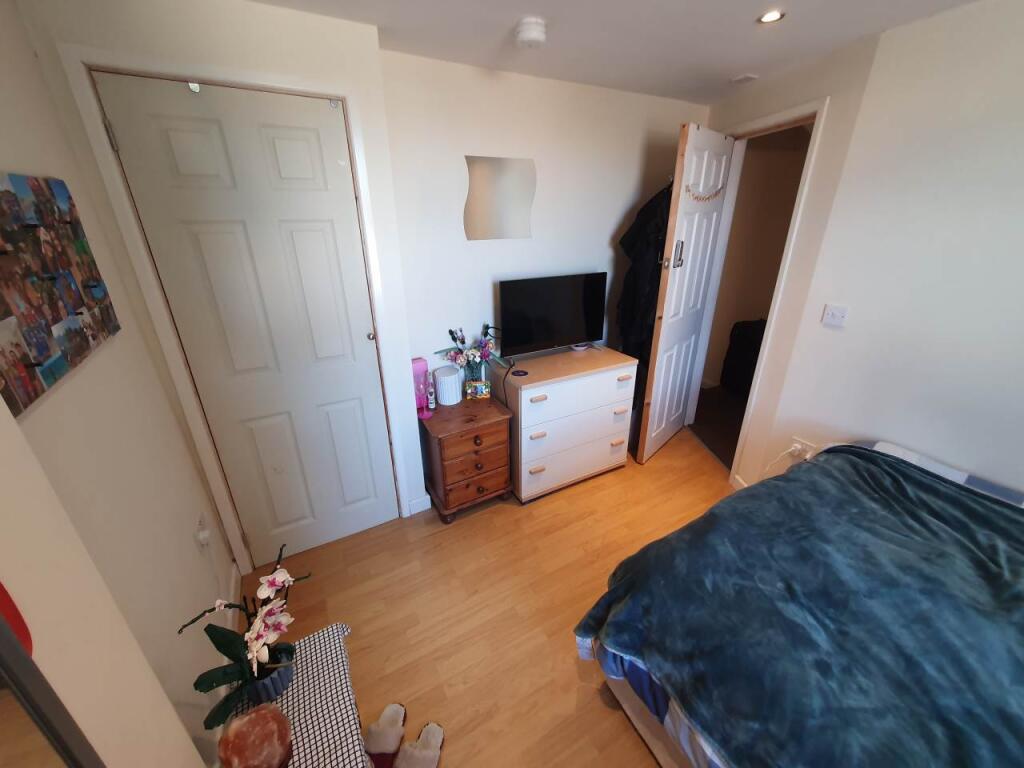 First floor middle b