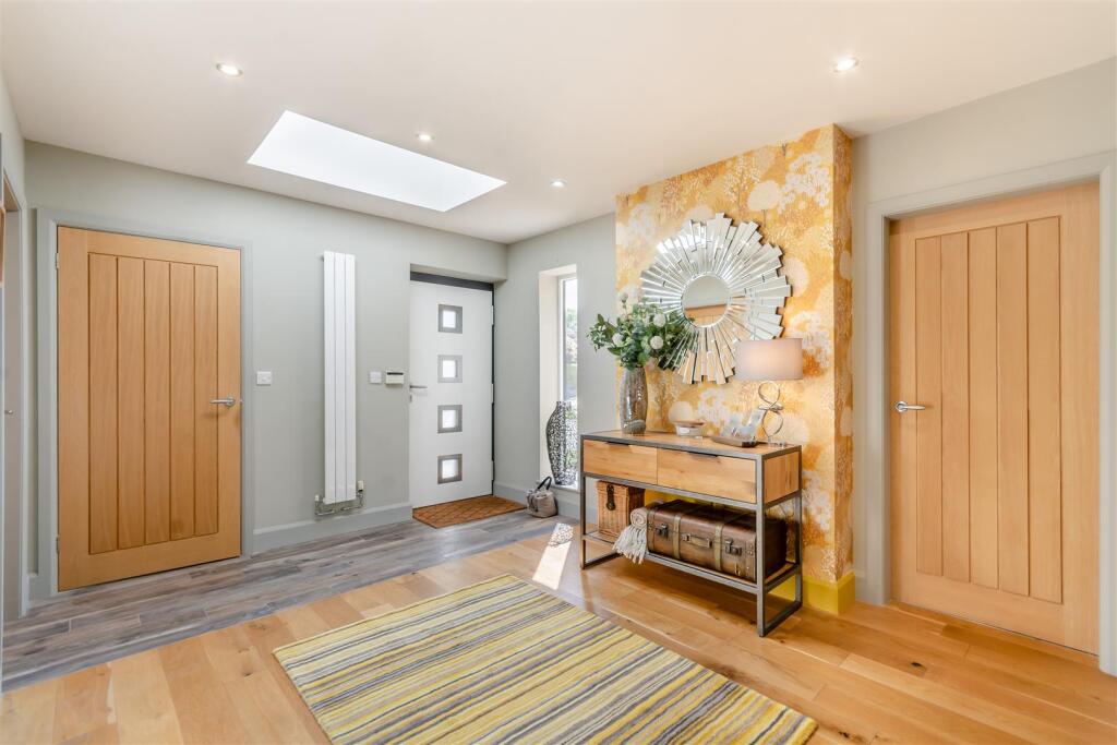 8645460-interior30.jpg