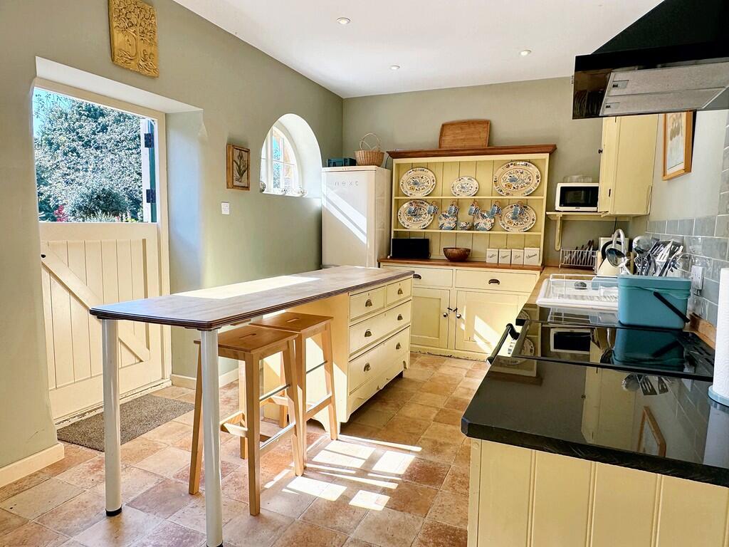 Large Kitchen