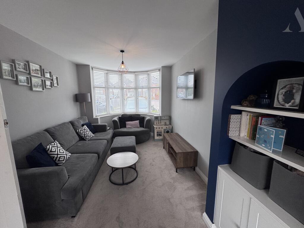 20 Jeremy Grove Lounge