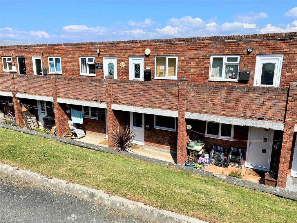 A3 Bay Apartments