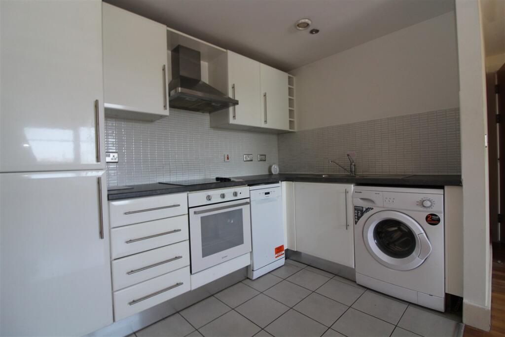 KITCHEN T202506191054.jpg