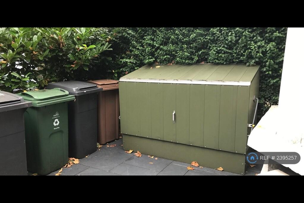 Bike Storage (Front Drive)