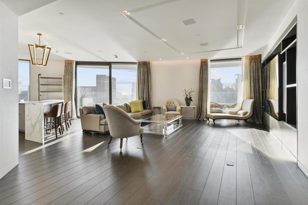 Apartment W703, Riverwalk, 161 Millbank (16).jpg