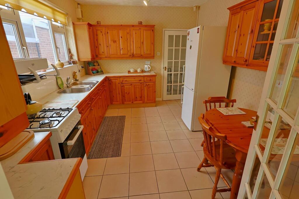 Kitchen / Diner