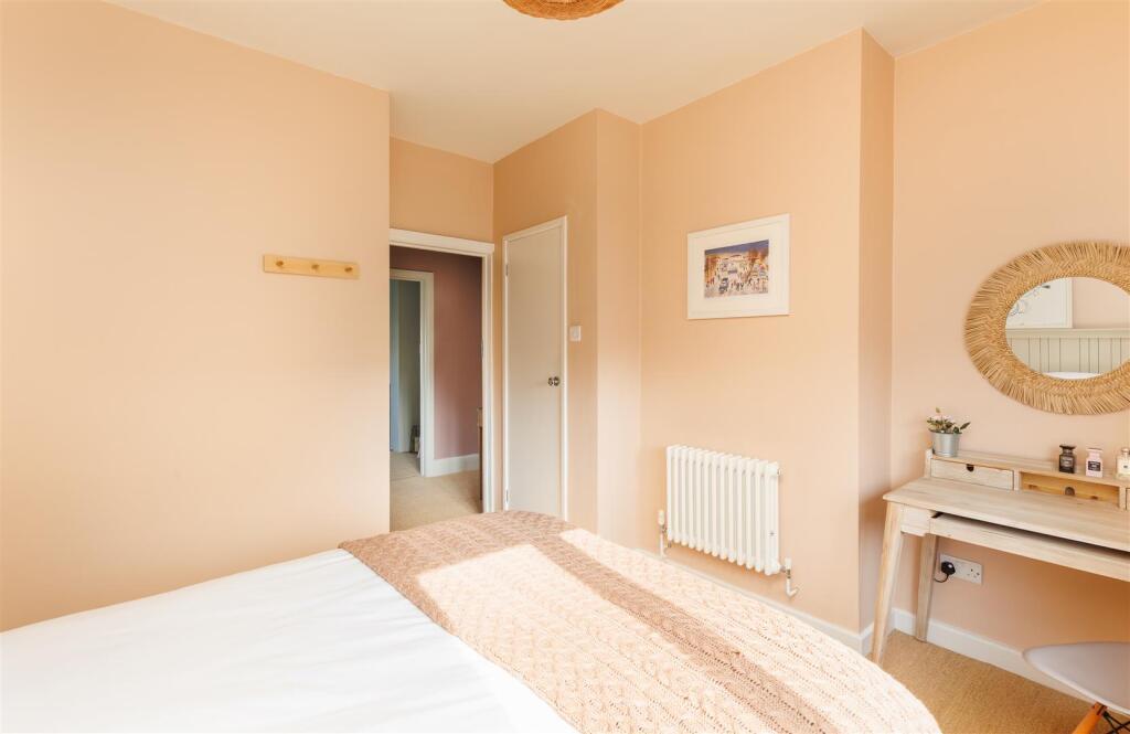 Bedroom 2-2