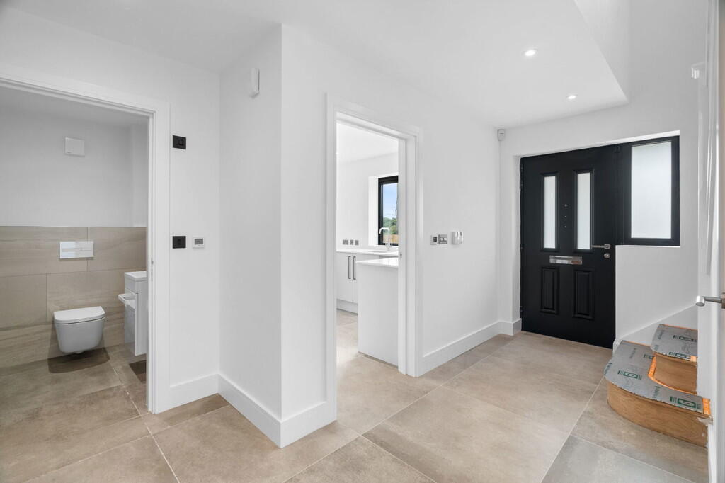 The Endeavour-23_...