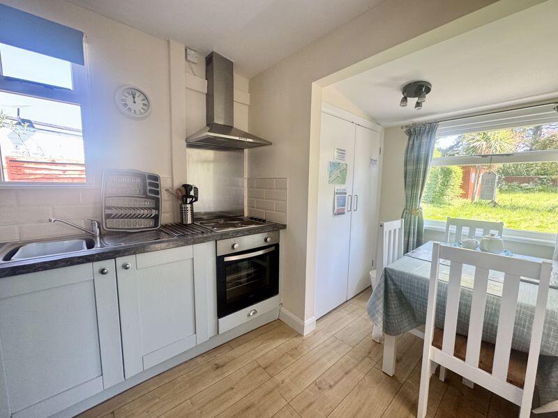 Kitchen-diner