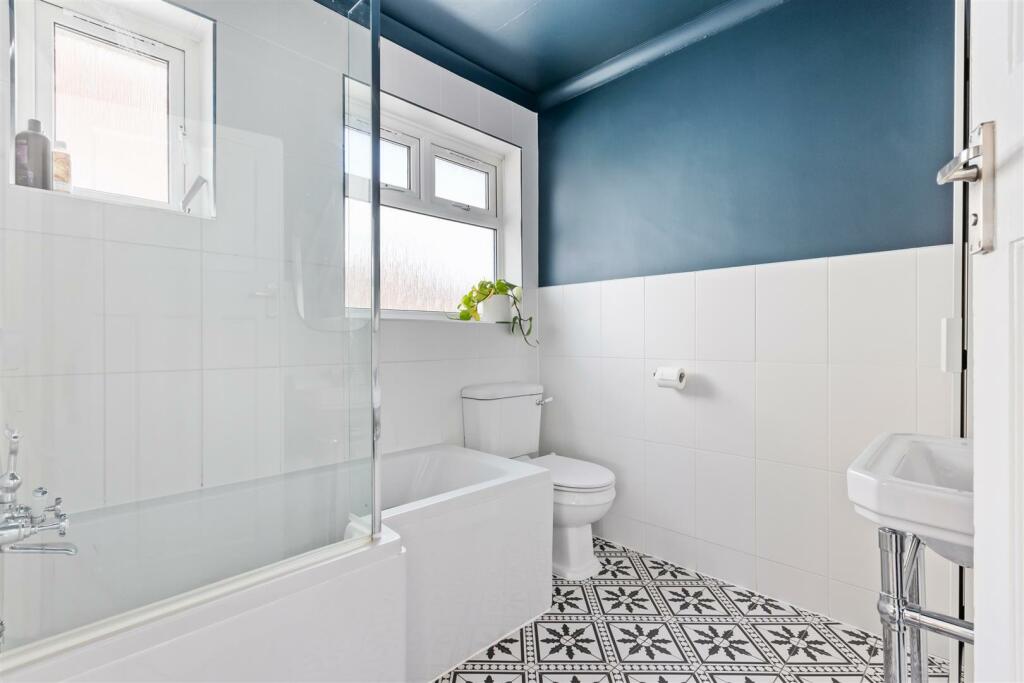 Kingsbridge Road  PH14 (12).jpg