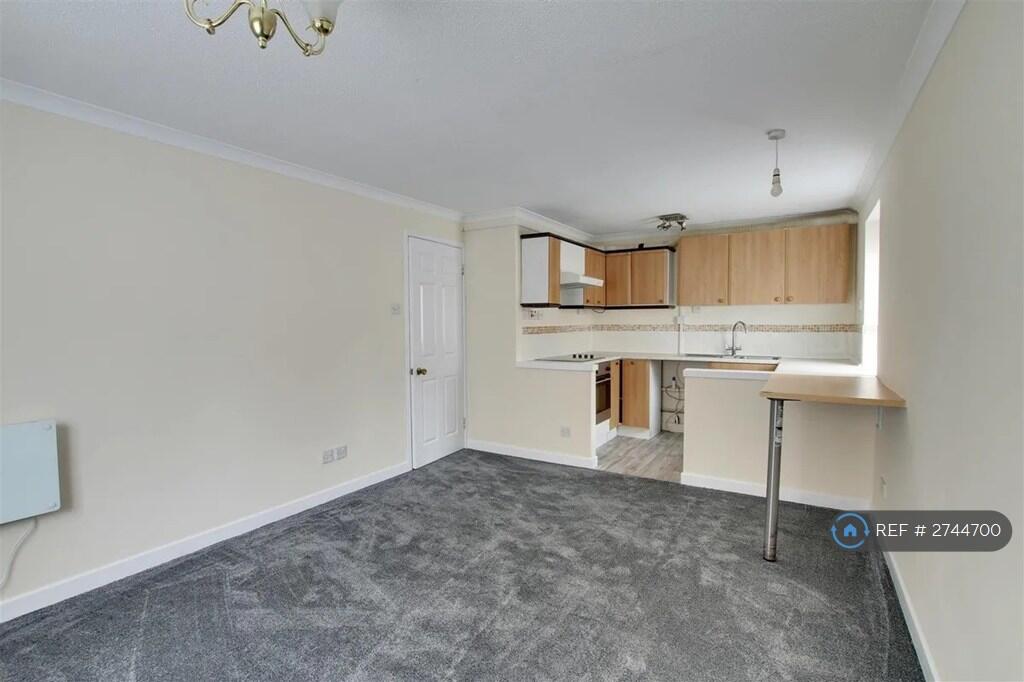 Lounge/Kitchen