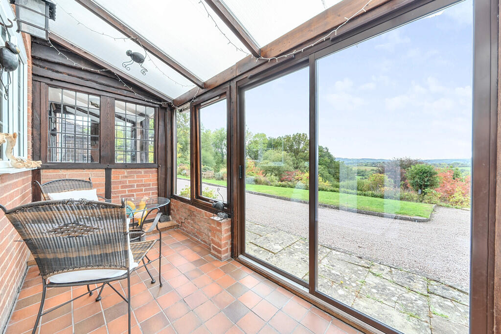 1361501-19-68e6d1...