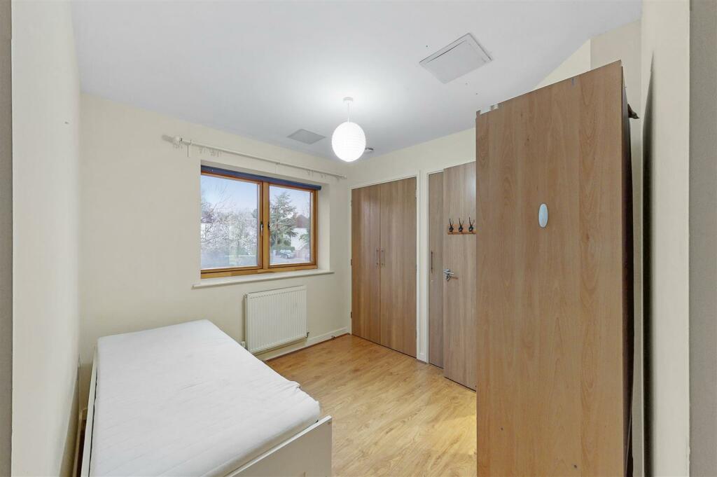 Bedroom.jpg