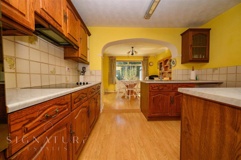 LittleHowe_9745 (1).jpg